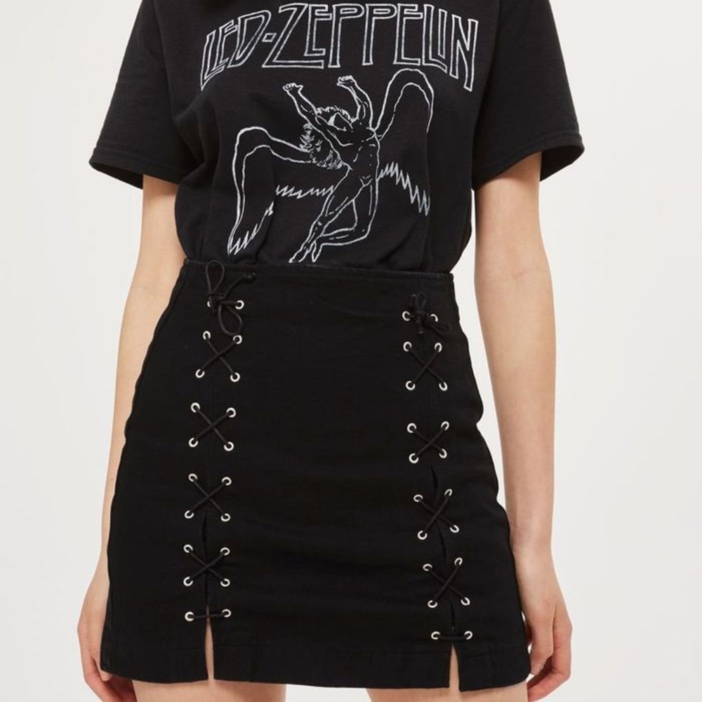 Moto front lace skirt